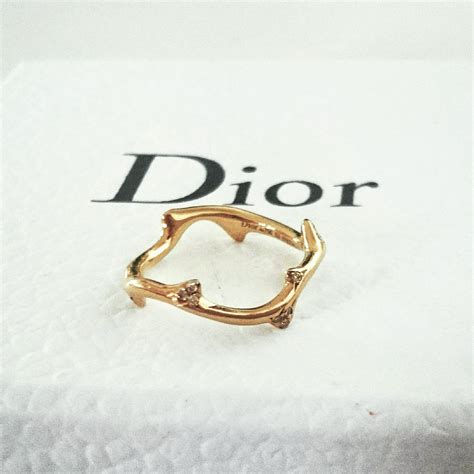 bague dior bois de rose|Bois de Rose Single Ear Cuff Yellow Gold and Diamonds .